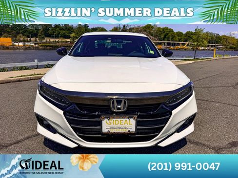 Used 2022 Honda Accord Sport image 2