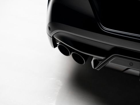 Used 2024 BMW X6 M Competition image 32