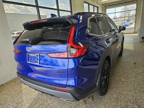 Used 2023 Honda CR-V Sport image 2
