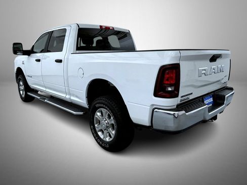 Used 2025 RAM 2500 Big Horn AWD/4WD image 7