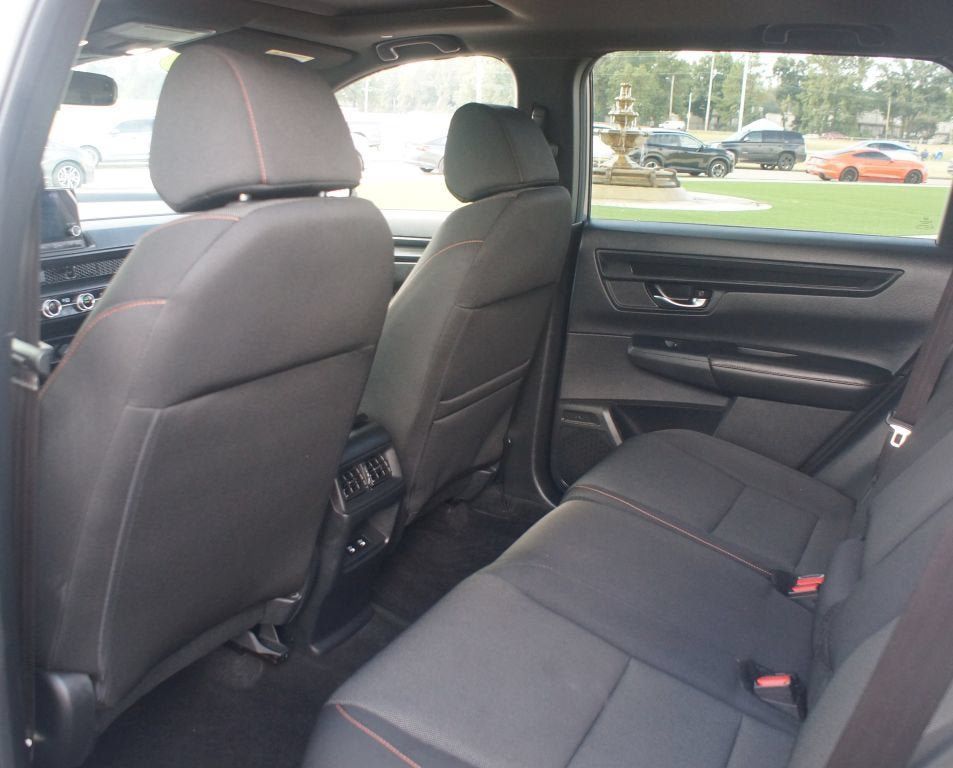 Used 2025 Honda CR-V Sport image 15