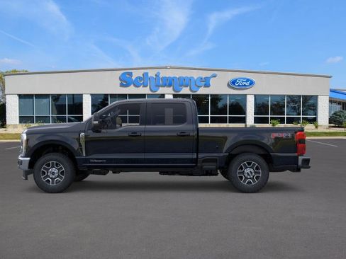 New 2026 Ford F250 Lariat w/ FX4 Off-Road Package image 3