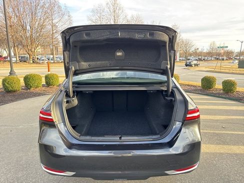 Certified 2025 BMW 530i xDrive image 24