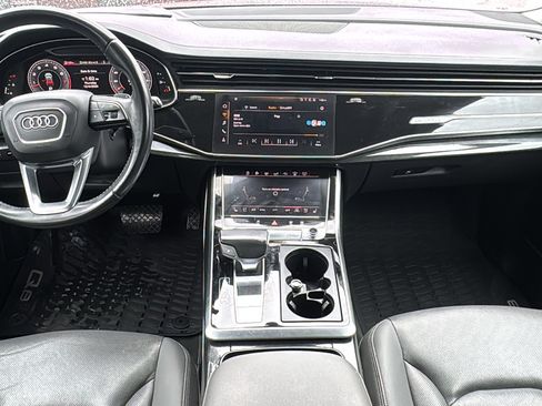 Used 2019 Audi Q8 Prestige w/ Year 1 Package image 17
