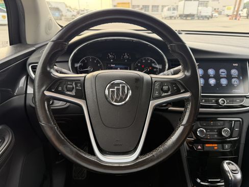 Used 2021 Buick Encore Preferred FWD image 15