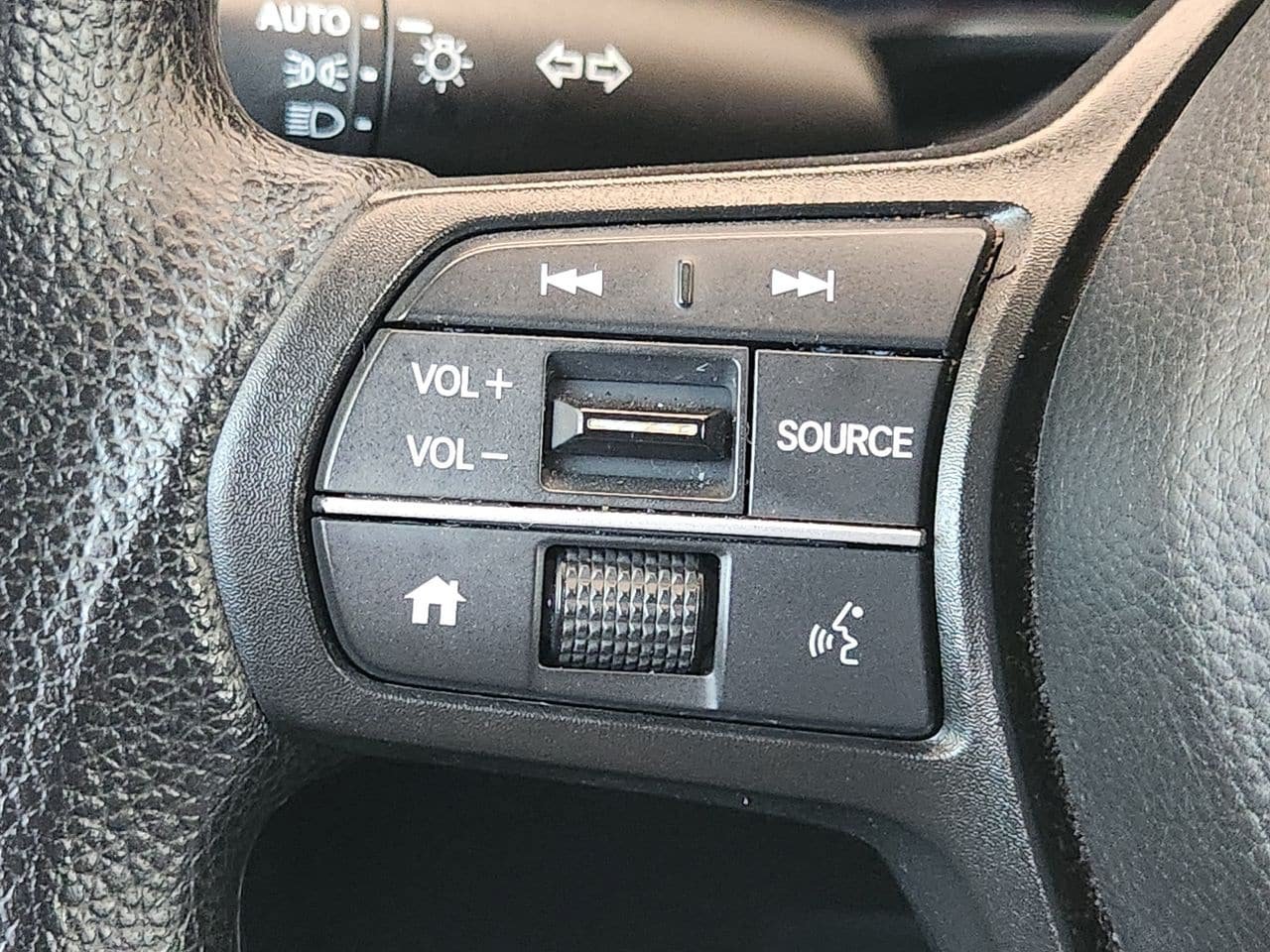 Certified 2024 Honda CR-V EX image 27