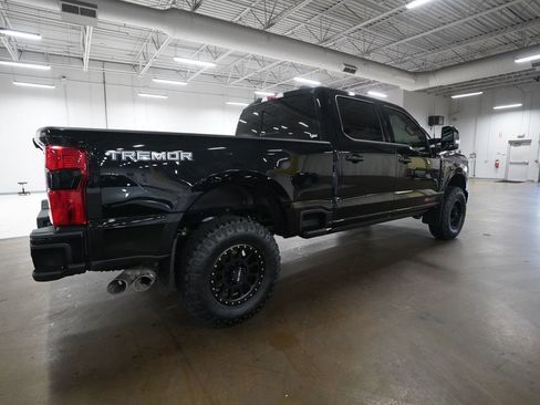 Used 2024 Ford F350 Lariat w/ Lariat Ultimate Package AWD/4WD image 34