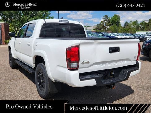 Used 2022 Toyota Tacoma SR5 w/ Technology Package AWD/4WD image 5