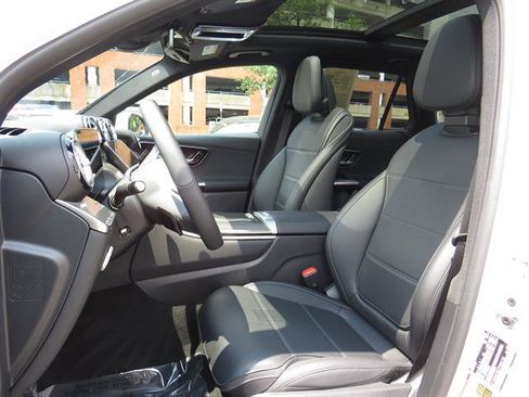 Used 2026 Mercedes-Benz GLC 300 4MATIC image 20