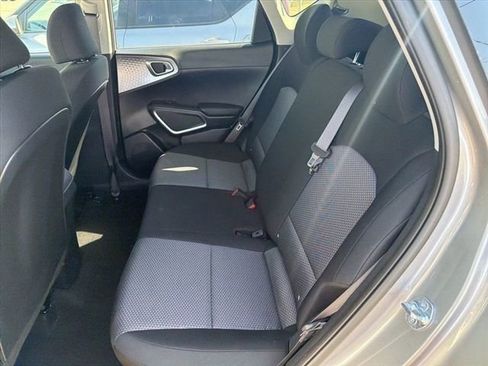 Used 2024 Kia Soul LX w/ Option Group 015 FWD image 20