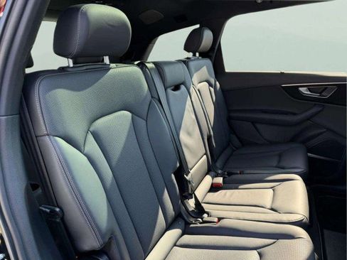 Certified 2025 Audi Q7 3.0T Prestige w/ Prestige Package image 26