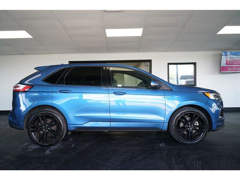 Used 2019 Ford Edge ST w/ Equipment Group 401A image 8