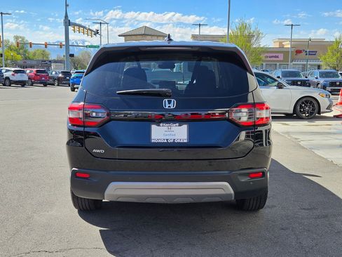 Certified 2025 Honda Pilot EX-L image 7