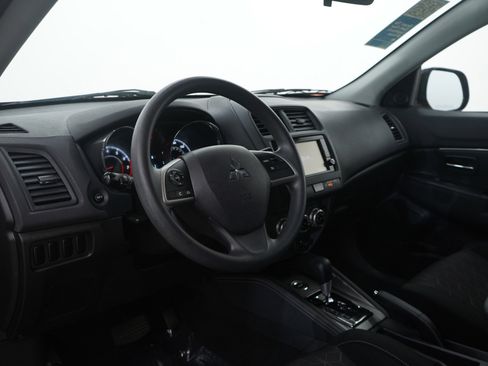 Used 2020 Mitsubishi Outlander Sport ES image 16