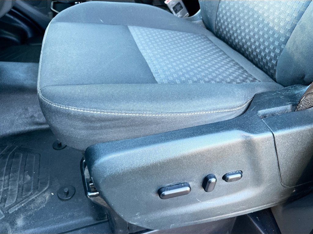 Used 2024 Ford Transit 250 Low Roof w/ Exterior Upgrade Package RWD image 18