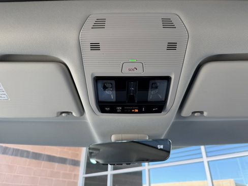 Used 2025 Volkswagen ID. Buzz Pro S Plus AWD/4WD image 26