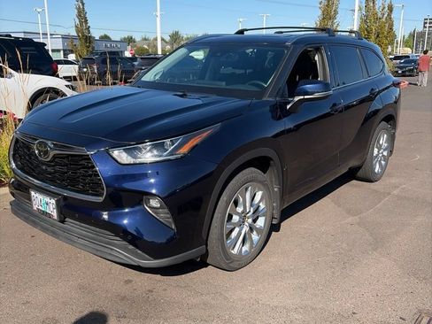 Used 2020 Toyota Highlander Limited AWD/4WD image 1