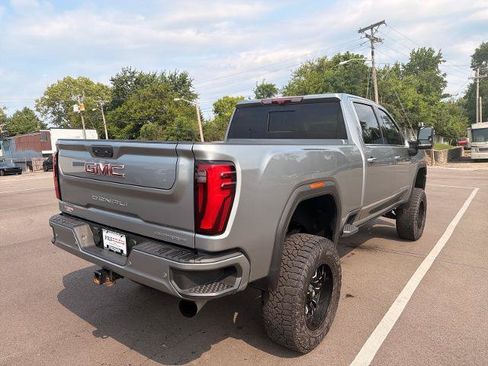 Used 2024 GMC Sierra 2500 Denali w/ Denali Reserve Package AWD/4WD image 2