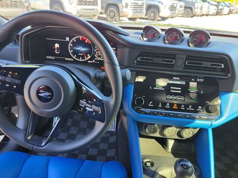 Used 2024 Nissan Z Performance w/ Floor Mat Package RWD image 17