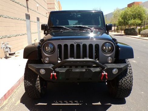 Used 2017 Jeep Wrangler Unlimited Sport AWD/4WD image 2