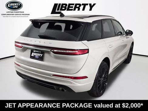 Used 2023 Lincoln Corsair Reserve w/ Equipment Group 201A AWD/4WD image 3
