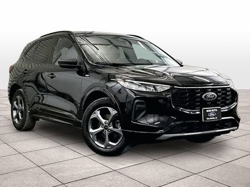 Used 2024 Ford Escape ST-Line AWD/4WD image 2