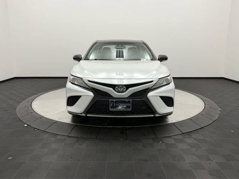 Used 2019 Toyota Camry XSE image 2