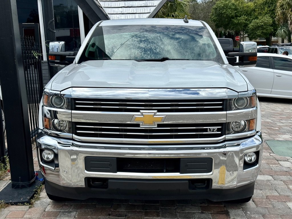 Used 2016 Chevrolet Silverado 2500 LTZ AWD/4WD image 5