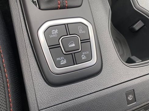 New 2026 Nissan Frontier PRO-4X image 19