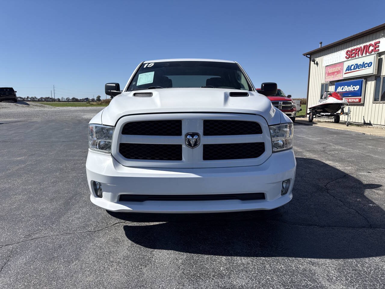 Used 2015 RAM 1500 Express AWD/4WD image 3