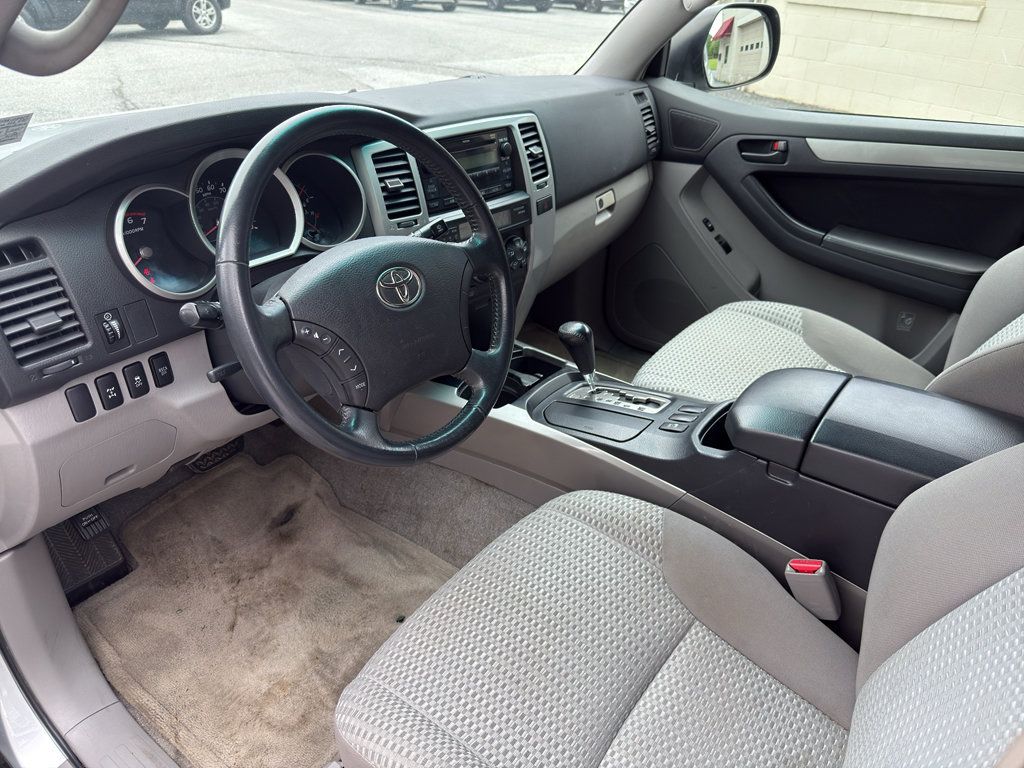 Used 2008 Toyota 4Runner SR5 AWD/4WD image 9