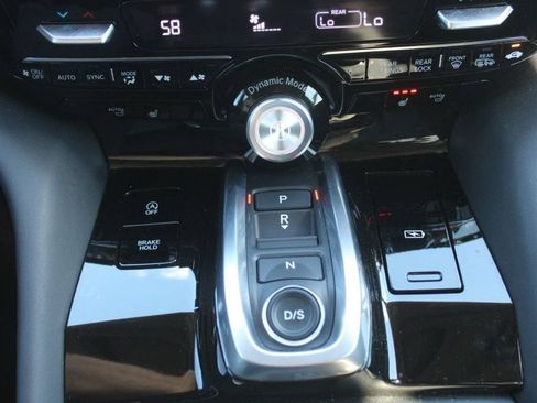 Used 2024 Acura MDX w/ Technology Package FWD image 22
