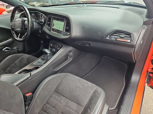 Certified 2020 Dodge Challenger R/T RWD image 17
