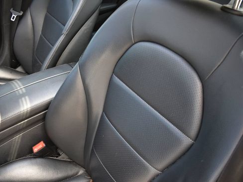 Used 2018 Mercedes-Benz C 300 4MATIC Sedan image 10