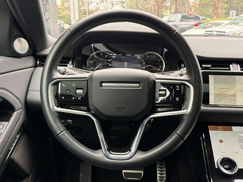Used 2023 Land Rover Range Rover Evoque R-Dynamic SE AWD/4WD image 17