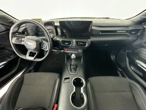 Used 2026 Ford Mustang Coupe RWD image 10