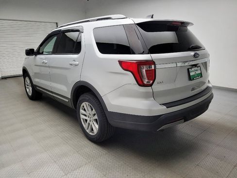 Used 2019 Ford Explorer XLT AWD/4WD image 5