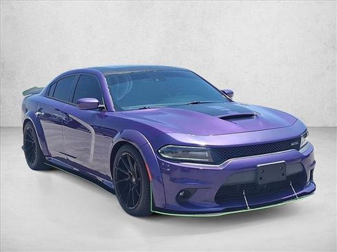 Used 2019 Dodge Charger R/T w/ Daytona Edition Group RWD image 4