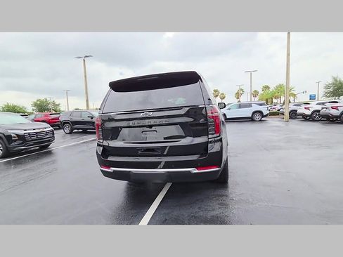 New 2026 Chevrolet Suburban LS w/ LS Custom Edition RWD image 20