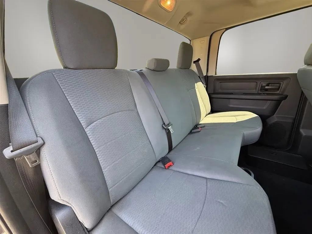 Used 2016 RAM 1500 Express AWD/4WD image 21