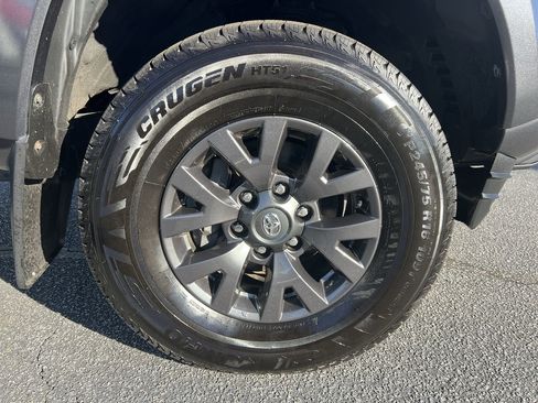 Used 2022 Toyota Tacoma SR5 image 13