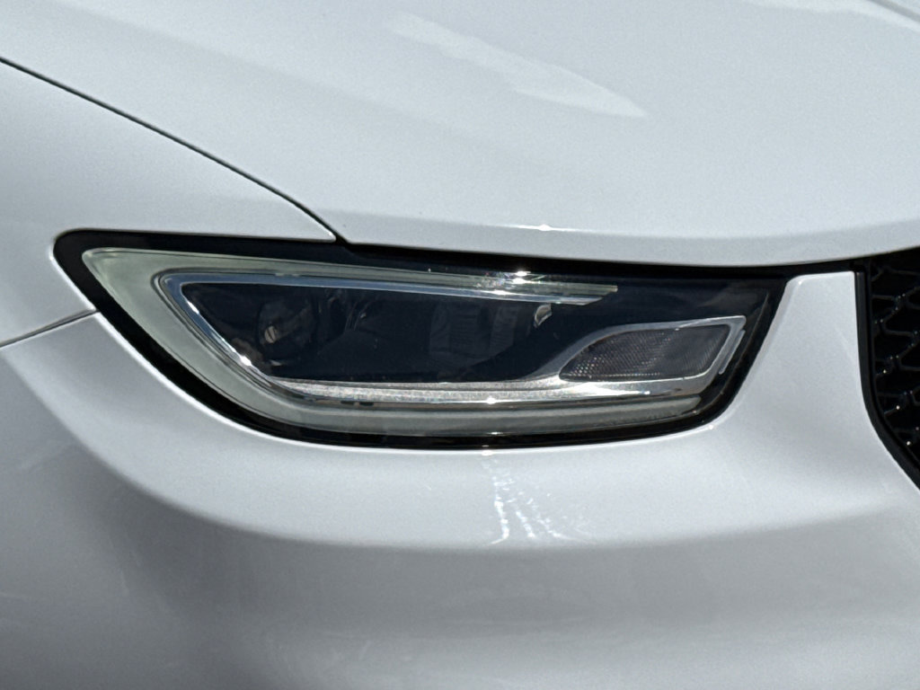 Used 2024 Chrysler Pacifica Limited FWD image 4