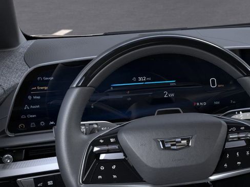 New 2026 Cadillac Optiq Luxury 1 image 18