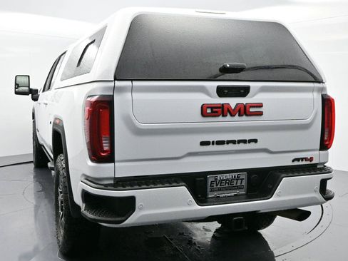 Used 2022 GMC Sierra 2500 AT4 w/ AT4 Preferred Package AWD/4WD image 6
