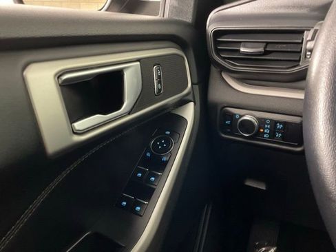 Certified 2023 Ford Explorer XLT image 20