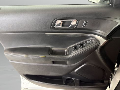 Used 2017 Ford Explorer 4WD Police Interceptor image 21