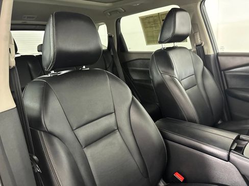Used 2023 Nissan Rogue SL FWD image 32