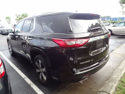 Used 2019 Chevrolet Traverse High Country AWD/4WD image 9
