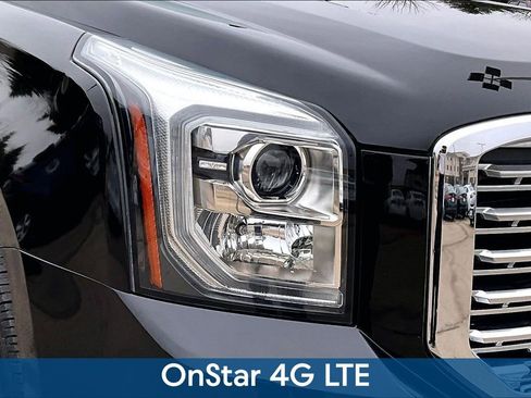 Used 2018 GMC Yukon Denali image 27