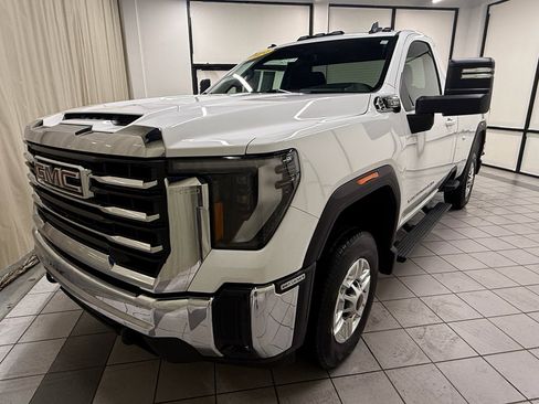 Certified 2024 GMC Sierra 2500 SLE w/ SLE Convenience Package AWD/4WD image 11